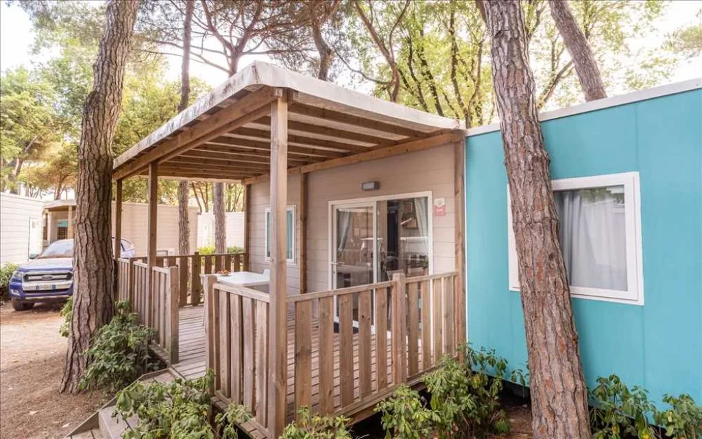 Esterno Lodge Deluxe