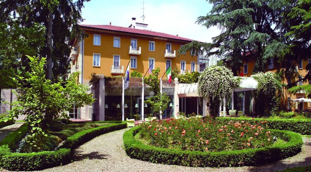 Esterno