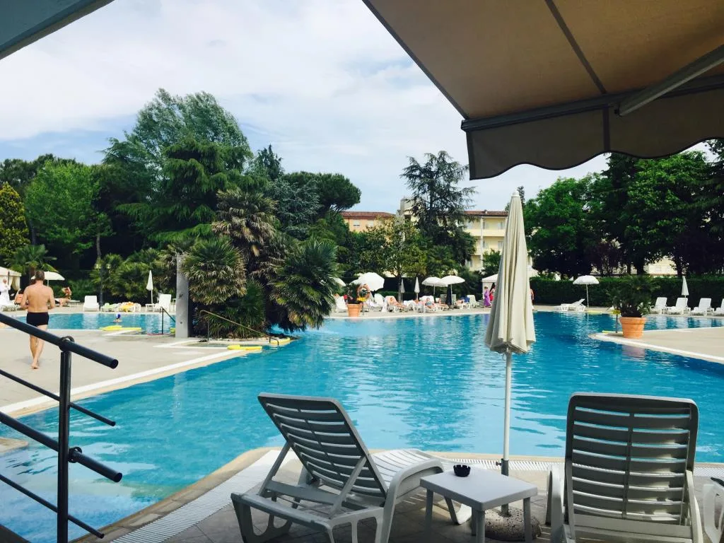 PiscinaEsterna