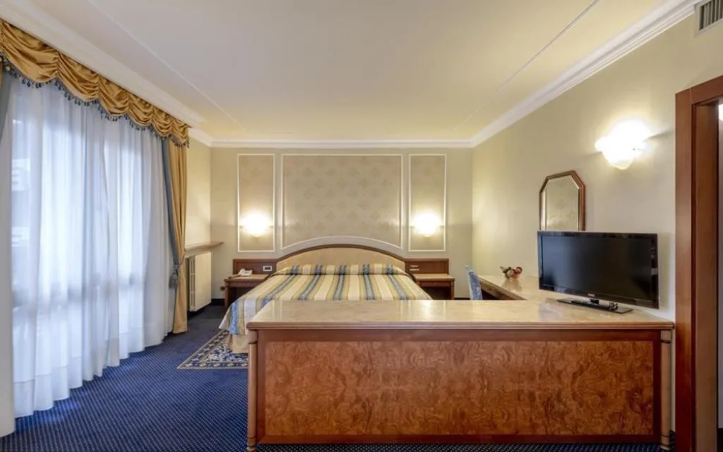 Camera Jr Suite