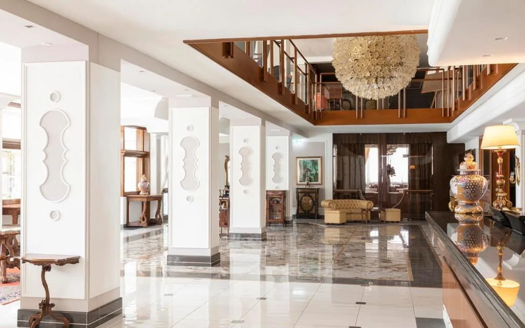 Hall